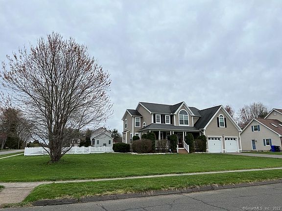 2nd image of 5 Gorski Dr