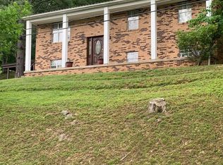 2027 Midland Trl, Rush, KY 41168