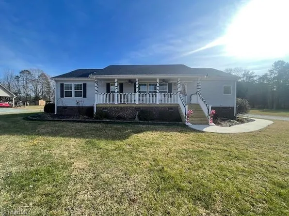 2584 Rowe Rd, Lexington, NC 27295