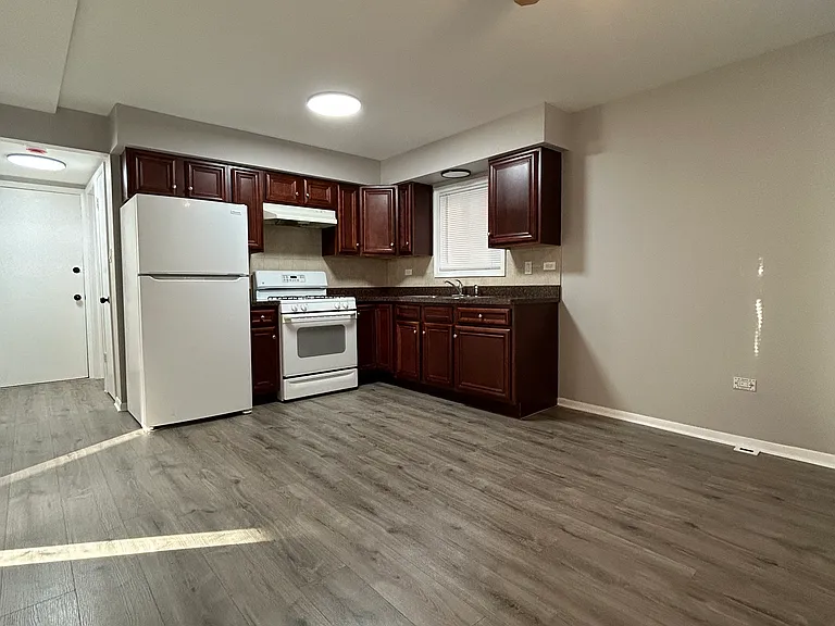 10634 Parkside Ave #1E — Photo 5