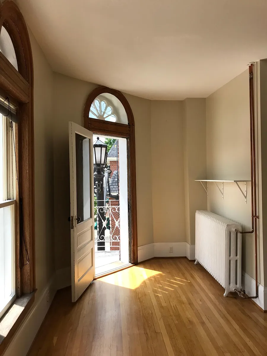 Building Photo - 931 Washington St #4