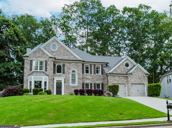 2115 Bentbrooke Trl, Lawrenceville, GA 30043