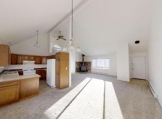 25721 Berryhill Rd UNIT 5, Eagle River, AK 99577