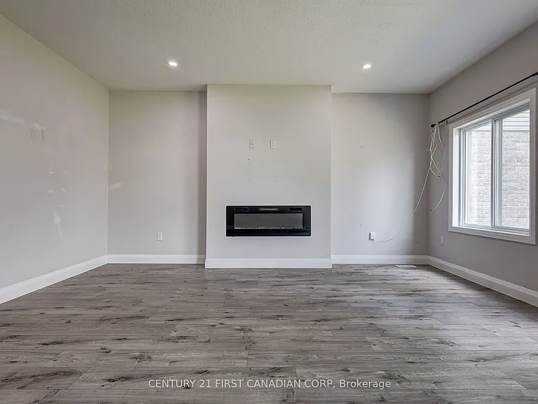 127 Marconi Ct — Photo 30