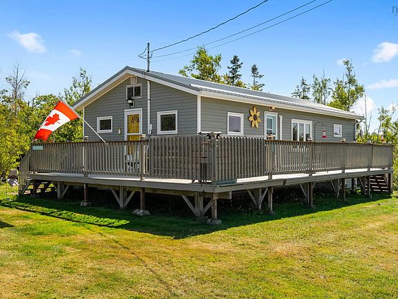 2nd image of 20 Macknight Ln