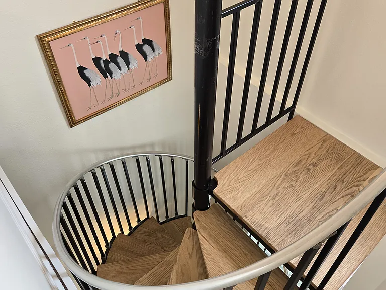 Spiral staircase