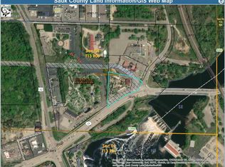 1000 Stand Rock Rd, Wisconsin Dells, WI 53965