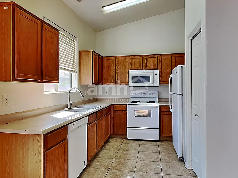 8953 E Capri Ave — Photo 3