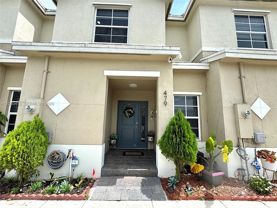 479 NE 5th Way #479