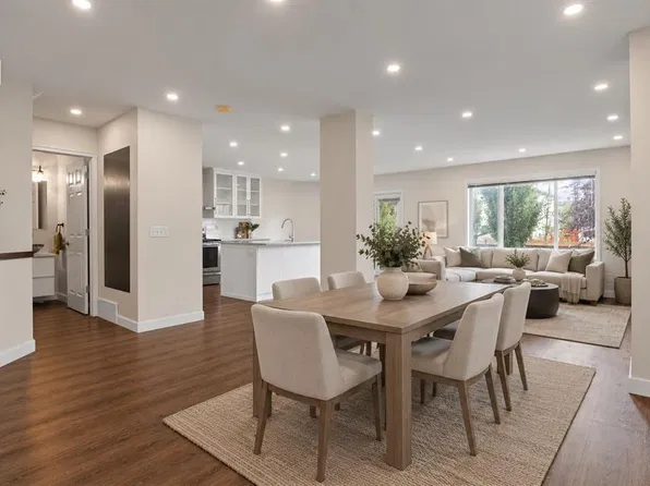 31 N Saddletree Dr NE, Calgary, AB T3J 5C7