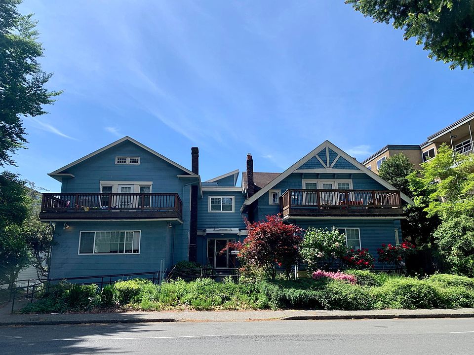 2nd image of 5225A 15th Ave NE