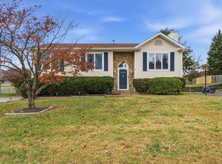 3702 Glade Hill Cir, Roanoke, VA 24012