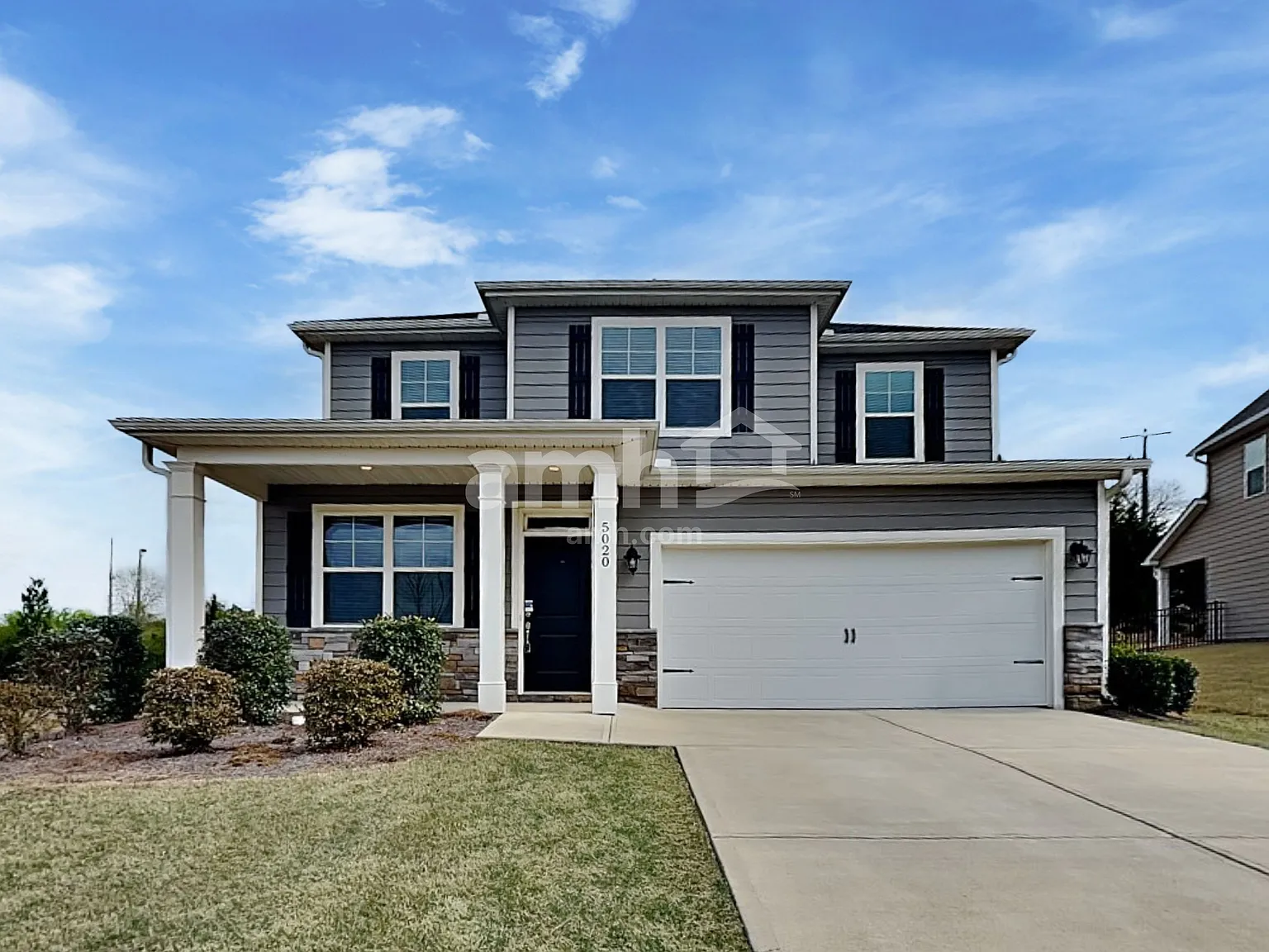 4 bed, 2.5 bath, 2297 sqft, $2,795 — Photo 1