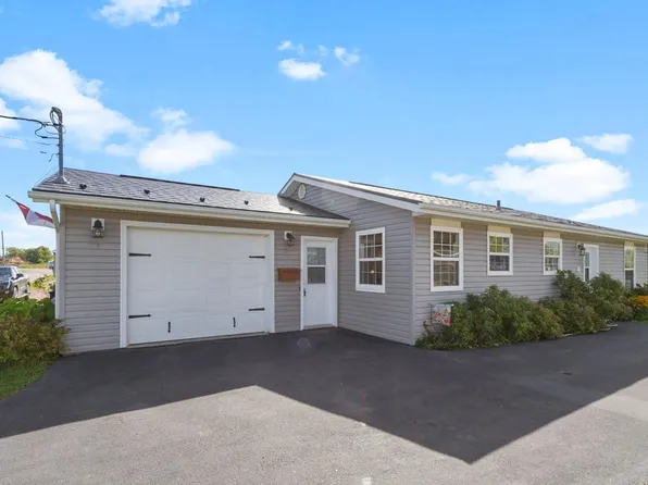 78 Ottawa St, Summerside, PE C1N 1W3