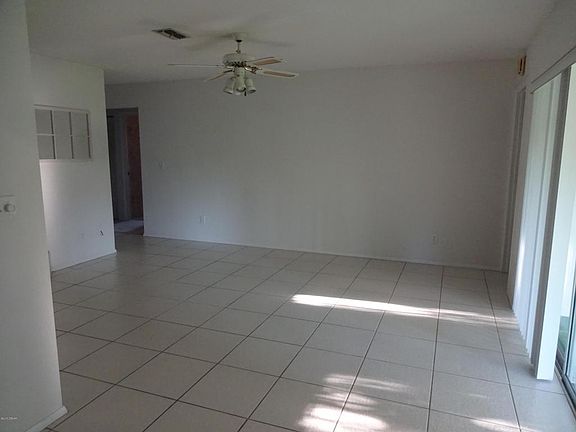 4th image of 840 Wildwood Cir
