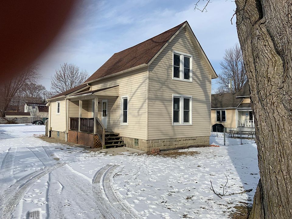1st image of 143 N Wilson Blvd