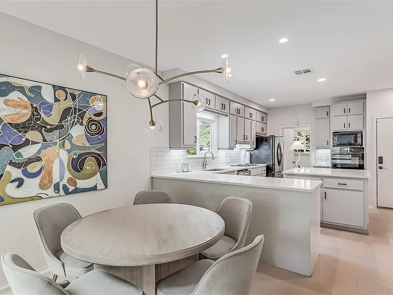 5606 Sedgefield Dr — Photo 1