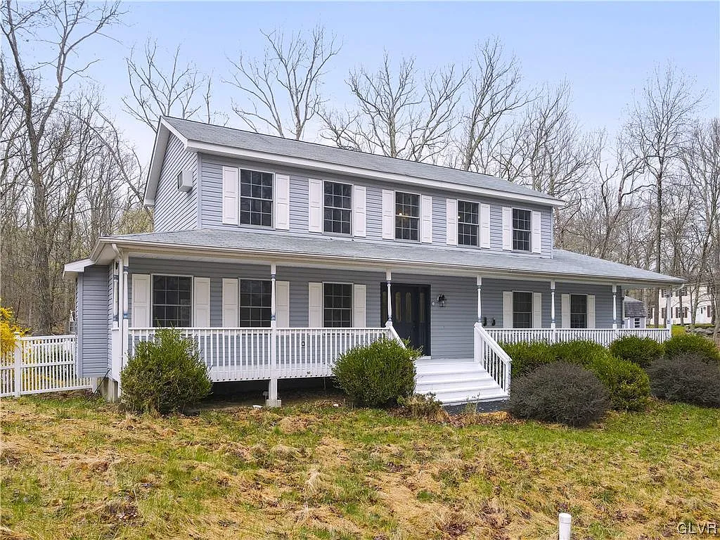 150 Chamberlain Dr photo 1
