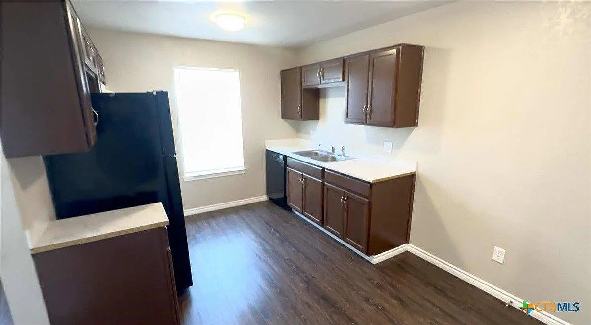 2 bed, 790 sqft, $750 — Photo 4