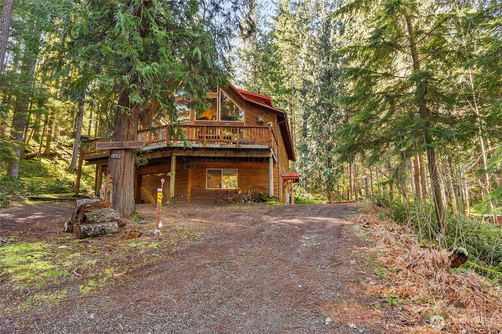 106 Timber Trail, Seattle, WA - View 3