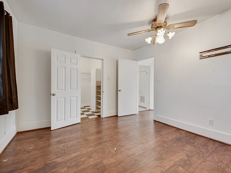 1709 Clover Ln #2 — Photo 8