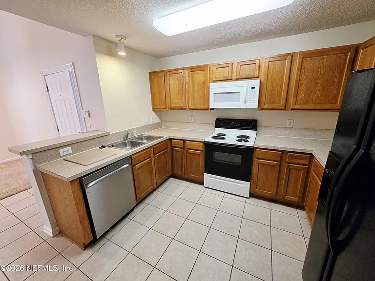 9505 Armelle Way #15 — Photo 13