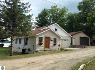 3853 Traver Dr, National City, MI 48748