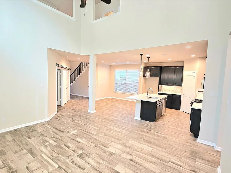 16307 Little Pine Creek Dr — Photo 2