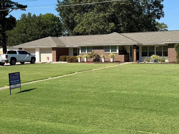 402 W Hoyle St, Hazen, AR 72064