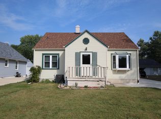 632 Drexel Blvd, Machesney Park, IL 61115