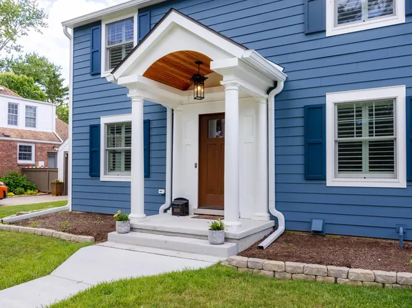 1408 Iroquois Pl, Ann Arbor, MI 48104