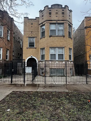 735 N Hamlin Ave #1 Photo 1