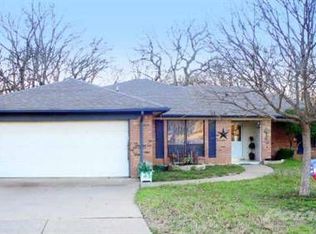 3409 Jerry Ln, Arlington, TX 76017