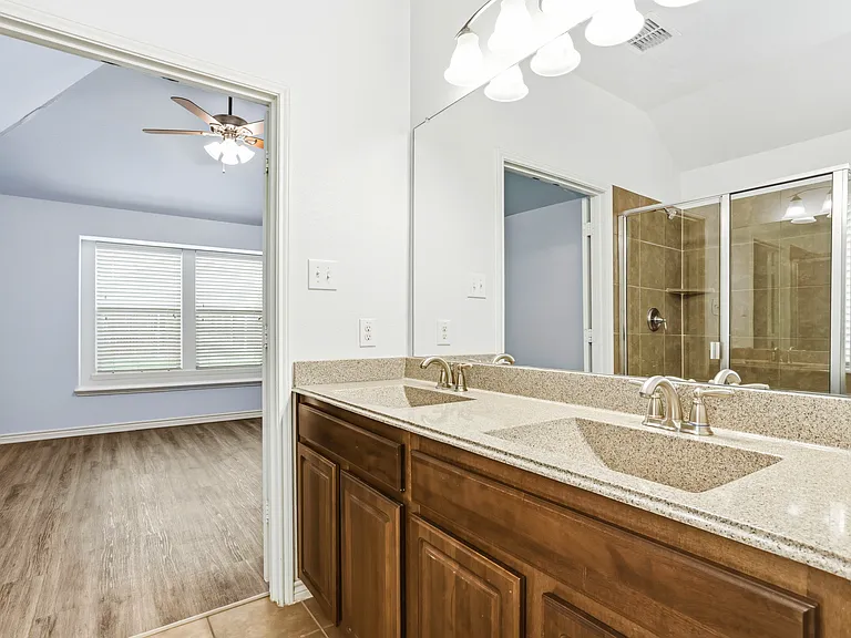 11901 Summer Springs Dr — Photo 21