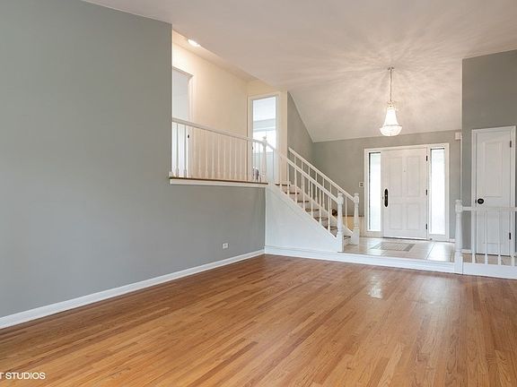 2nd image of 610 Laporte Ave
