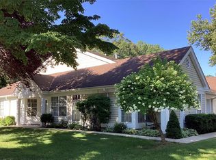 95 Glen Dr, Ridge, NY 11961