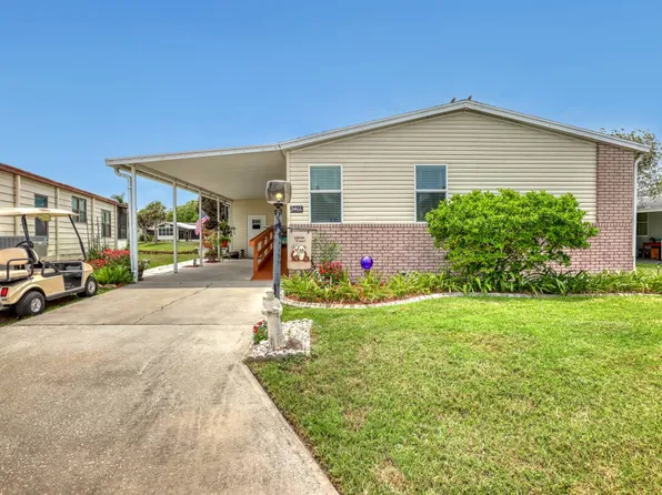 2466 Lakes Of Melbourne Dr, Melbourne, FL 32904