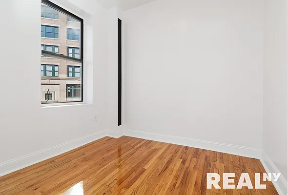 Rented by REAL New York | media 8
