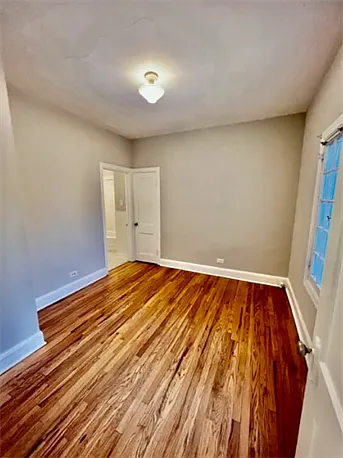 Frances Apartments — Photo 22