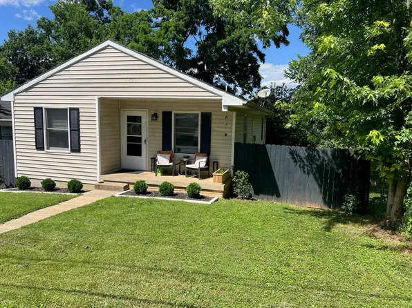 11 Wythe St, Staunton, VA 24401