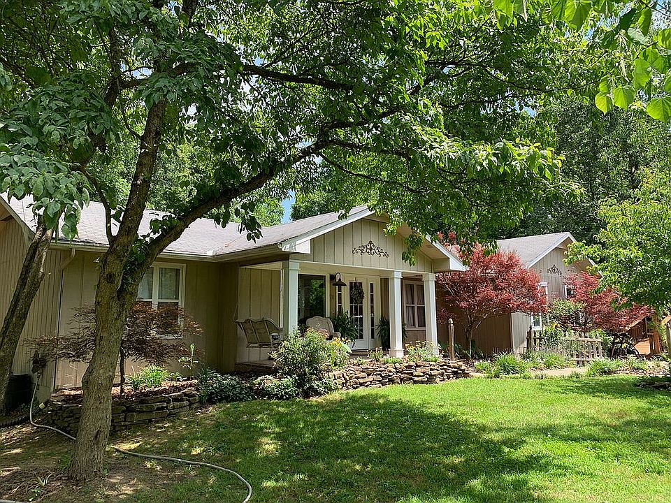 1st image of 530 Courtney Ln