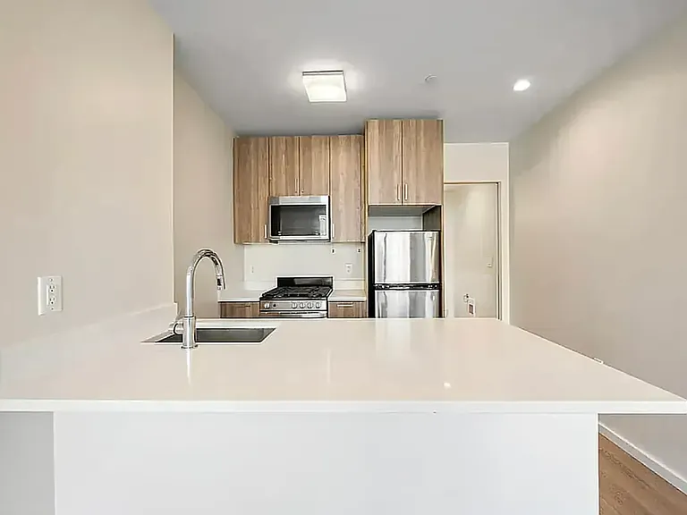 2750 Frederick Douglass Blvd #5E — Photo 6