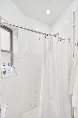 Rented by Living New York | media 19