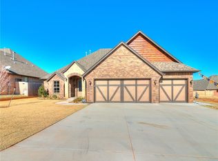 2301 E Kellen Court Ter, Mustang, OK 73064