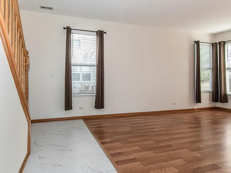 4133 Blackstone Dr — Photo 23