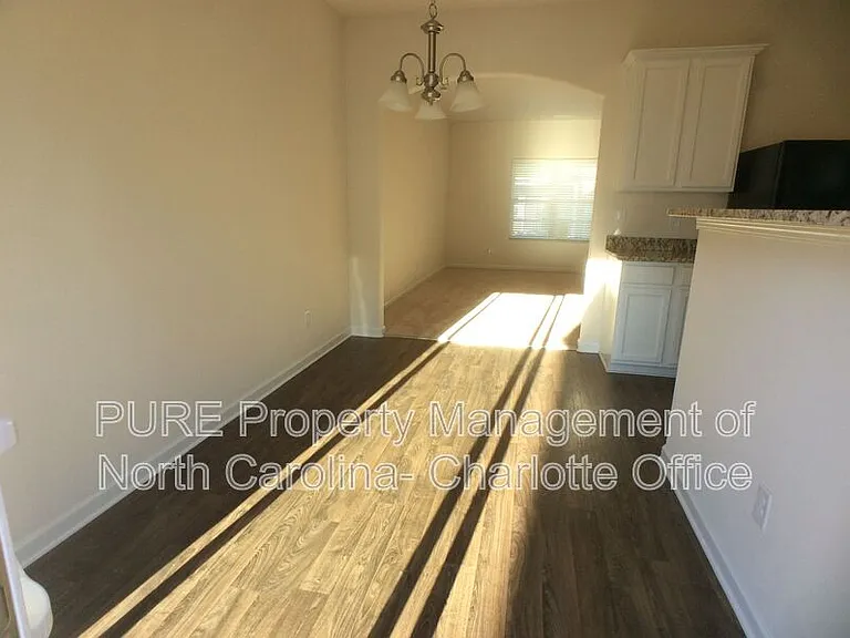 6008 Vista Woods Ln — Photo 4