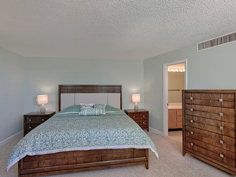 2800 N Ocean Dr #A — Photo 17