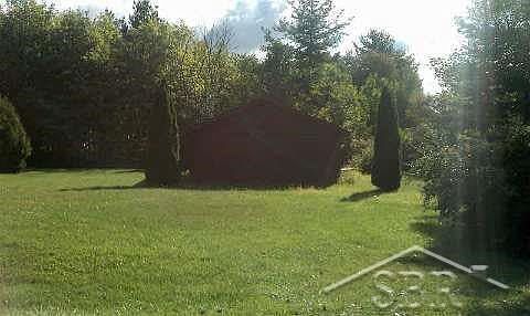 2nd image of Duck Pond Rd