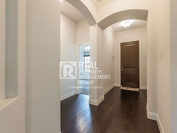 5th image of 10237 Marathon Ct