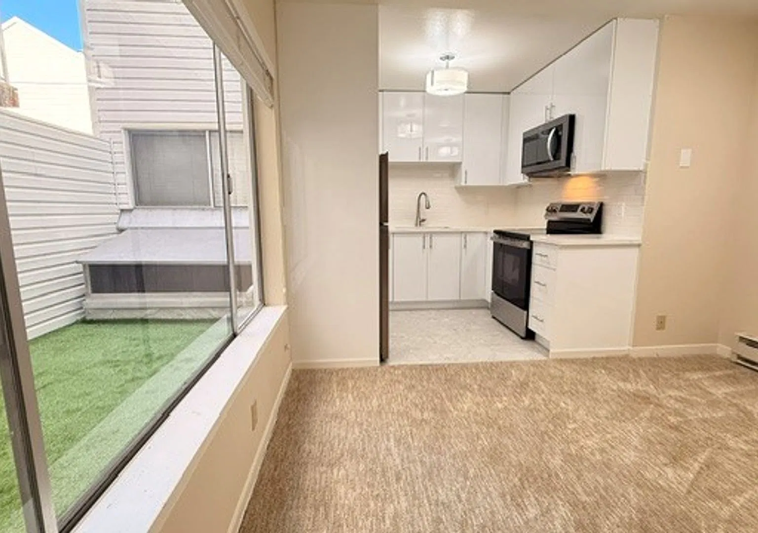 1660 Sutter Street — Photo 1